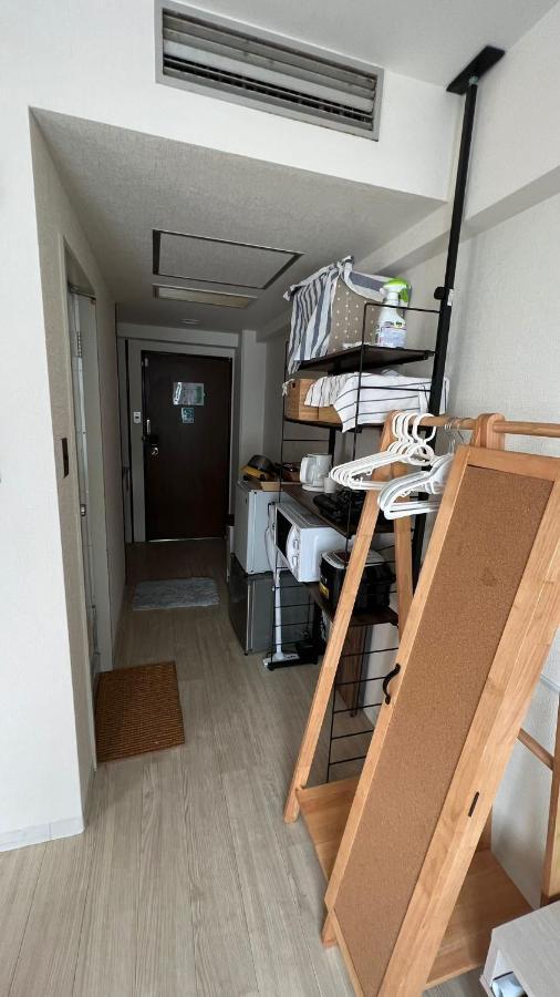 Appartement 新大阪徒步30秒 Walk To Shinosaka Station 30s, Direct To Kansai Airport 關西空港直達, Universal 16 Mins, Umeda 6 Mins, Kyoto 25 Mins, Early Check In Ōsaka
